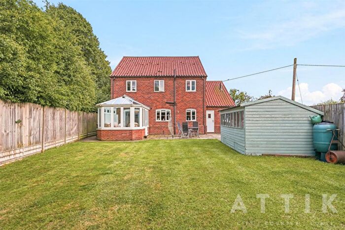 4 Bedroom Detached House For Sale In Chapel Lane, Beeston, King's Lynn, PE32