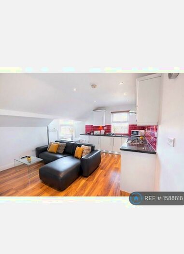 2 Bedroom Flat To Rent In Pontefract Lane, Leeds, LS9