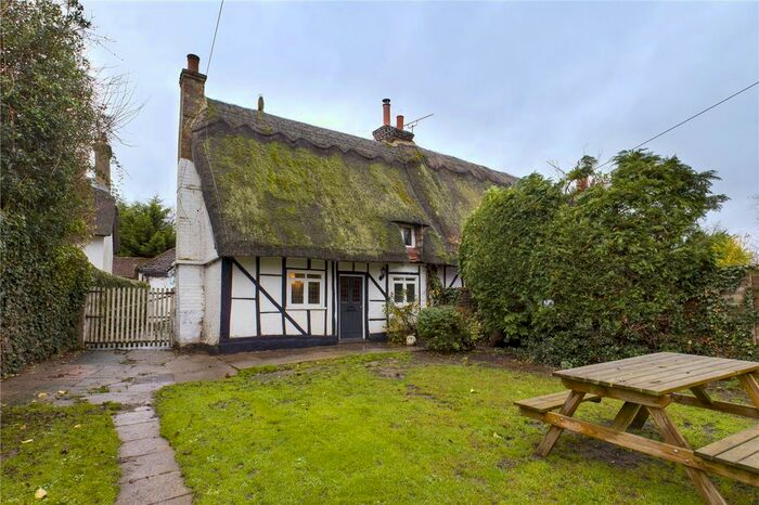 3 Bedroom End Of Terrace House To Rent In Thorncote Road, Northill, Biggleswade SG18