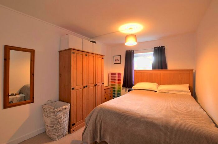 1 Bedroom Apartment To Rent In Linley Close, Bath, BA2