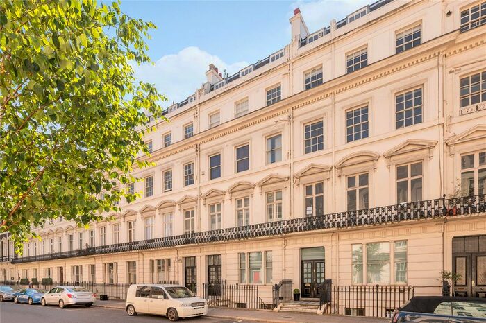 1 Bedroom Flat To Rent In Clarendon House, Strathearn Place, Hyde Park, London, W2