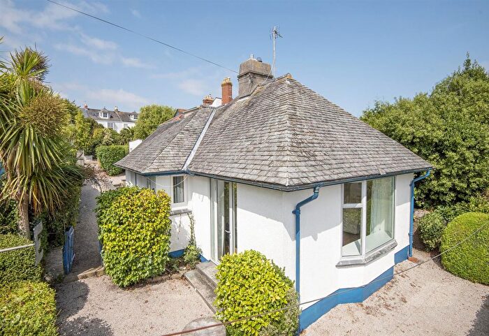 2 Bedroom Detached Bungalow For Sale In Florence Place, Falmouth, TR11