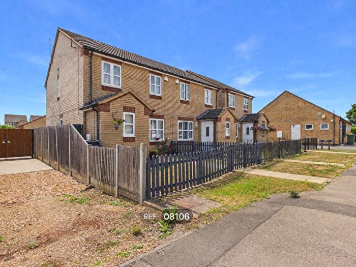 3 Bedroom Semi-Detached House To Rent In School Road, Newborough, Peterborough, PE6
