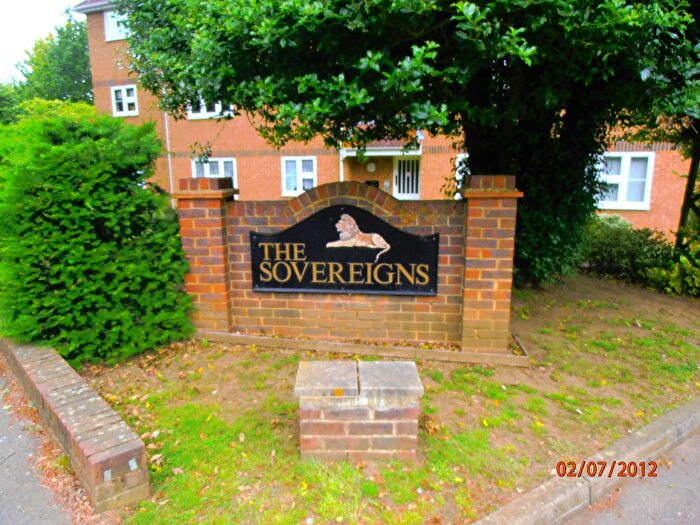 2 Bedroom Flat To Rent In Queens Road, Maidstone, ME16