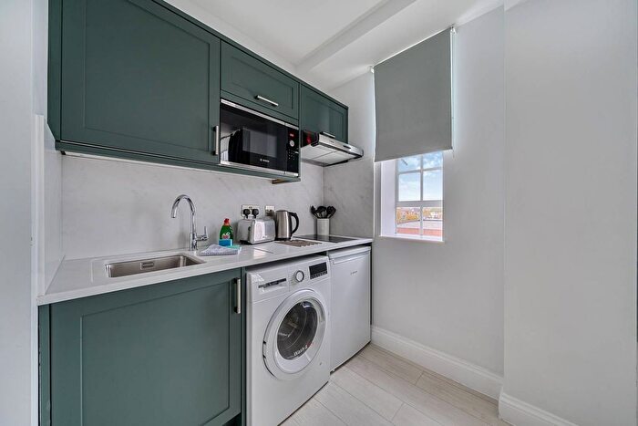 1 Bedroom Flat To Rent In Sloane Avenue, Chelsea, London, SW3