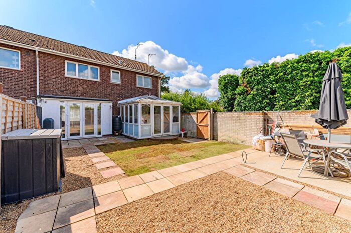 3 Bedroom End Of Terrace House For Sale In Beevors Garden, Ditchingham, NR35