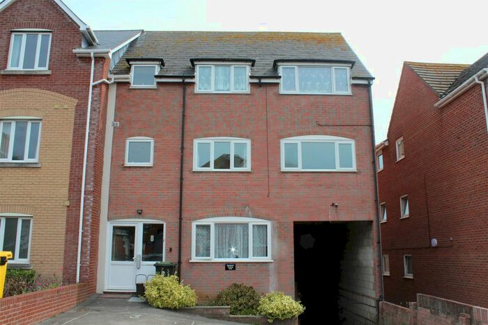 1 Bedroom Flat To Rent In Kirtleton Avenue, Weymouth, DT4