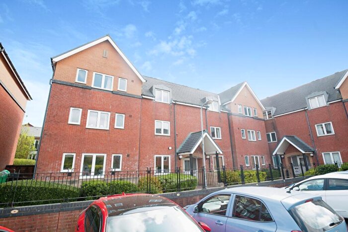 2 Bedroom Flat To Rent In Corvette Court, Cardiff, CF10