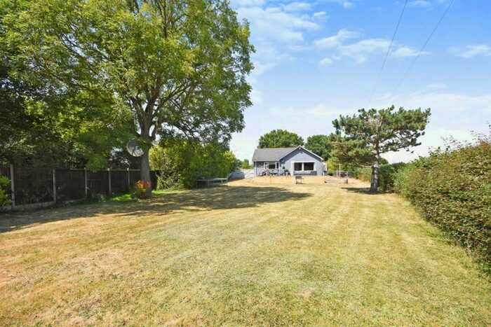 5 Bedroom Detached Bungalow For Sale In Lanham Green, Cressing, Braintree, CM77