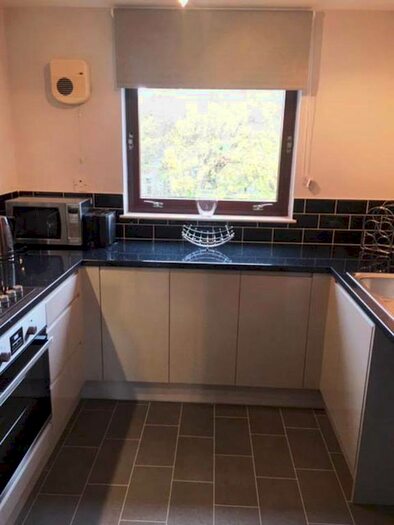2 Bedroom Flat To Rent In Urquhart Terrace, Aberdeen, AB24