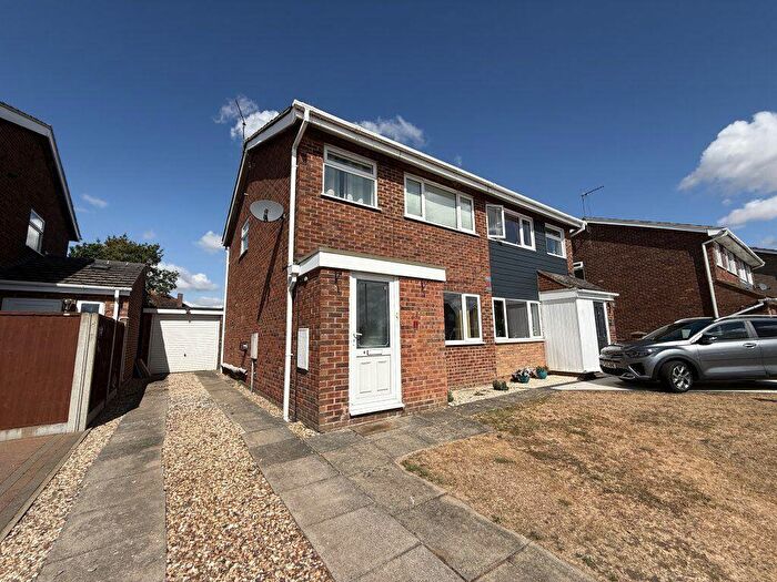 3 Bedroom Semi Detached House To Rent In Finch-Hatton Drive, Gretton, Northants, NN17