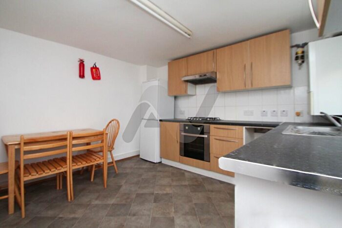4 Bedroom Terraced House To Rent In Riversdale Road, London, N5
