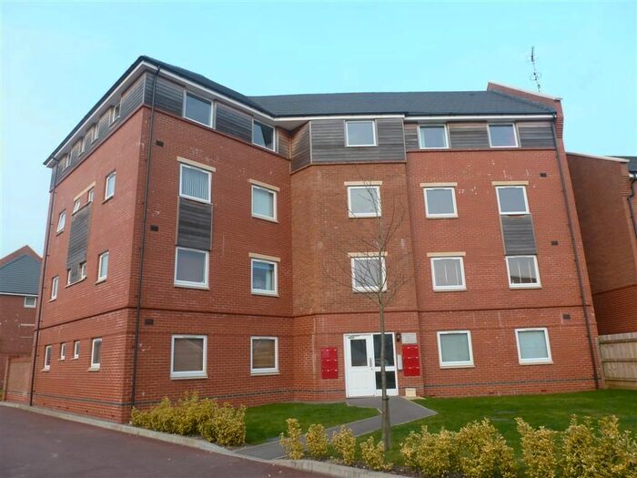 2 Bedroom Flat To Rent In Celsus Grove, Swindon, SN1