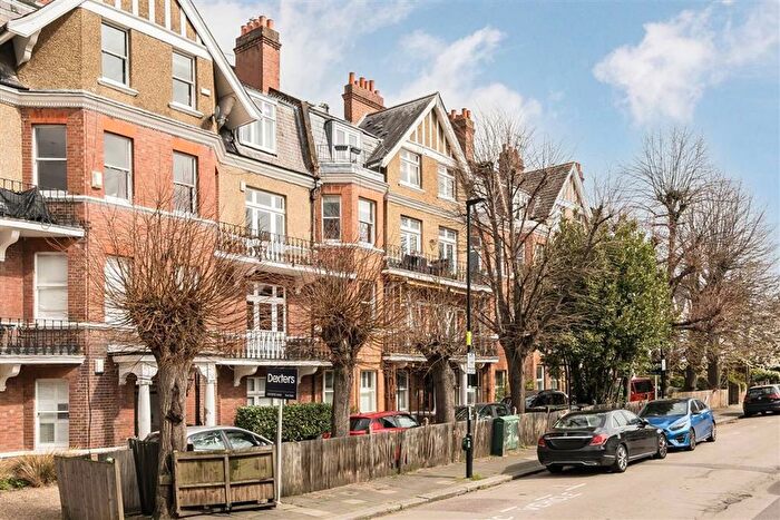 4 Bedroom Flat For Sale In Cavendish Gardens, Clapham, SW4