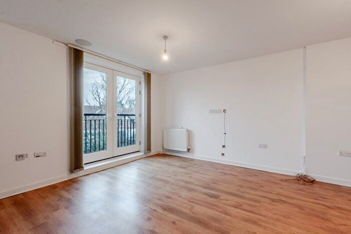 1 Bedroom Flat For Sale In Foots Cray High Street, Sidcup, DA14