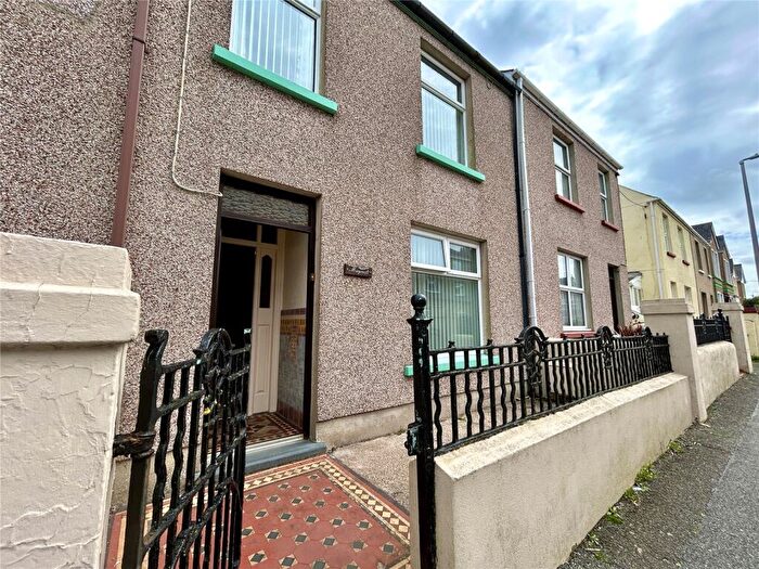 3 Bedroom Terraced House For Sale In Wellington Road, Hakin, Milford Haven, Pembrokeshire, SA73