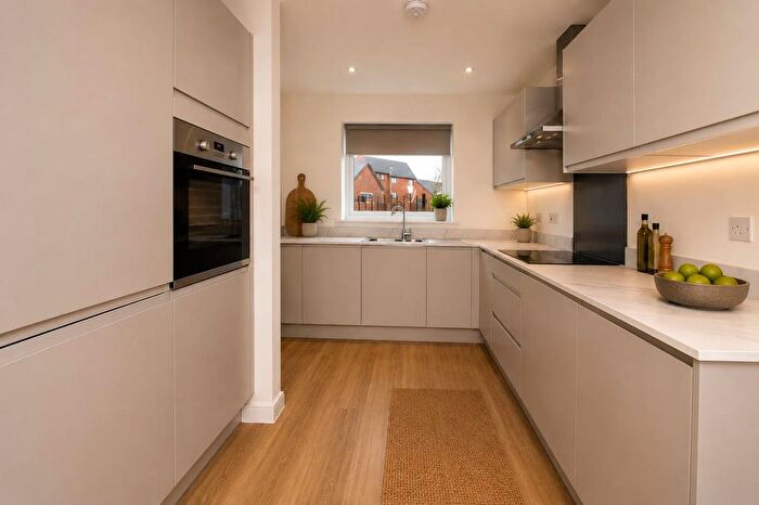 3 Bedroom Detached House To Rent In Chillingham Grove, Whitehouse, Milton Keynes, MK8