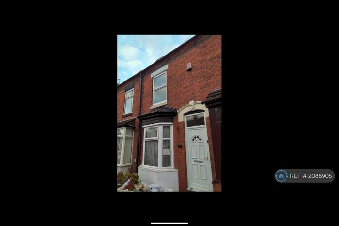 2 Bedroom Terraced House To Rent In Thimblemill Road, Smethwick, B67