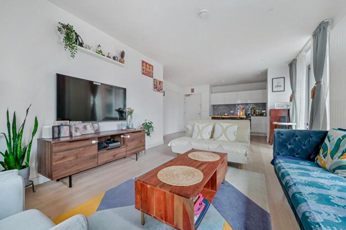 2 Bedroom Apartment To Rent In John Cabot House, Royal Wharf, London, E16