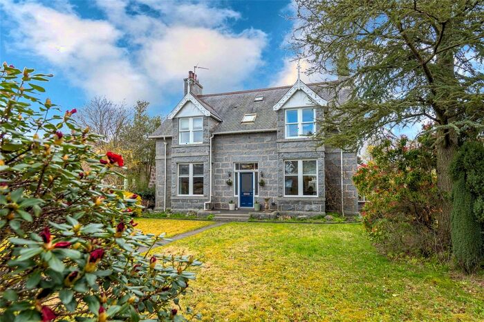 5 Bedroom Detached House For Sale In Tullymet, Kincardine Road, Torphins, Banchory, AB31