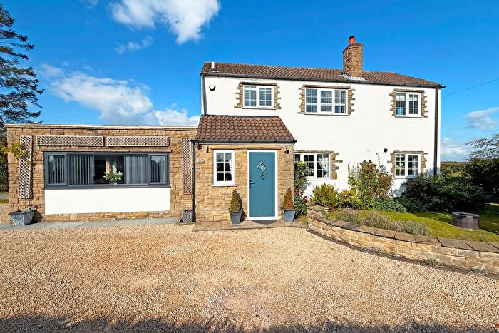 4 Bedroom Semi-Detached House For Sale In Clumphill Cottage, Tockwith Road, York, YO26