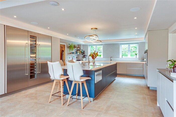5 Bedroom Detached House For Sale In Wood Lane, Kidmore End, Reading, Oxfordshire, RG4