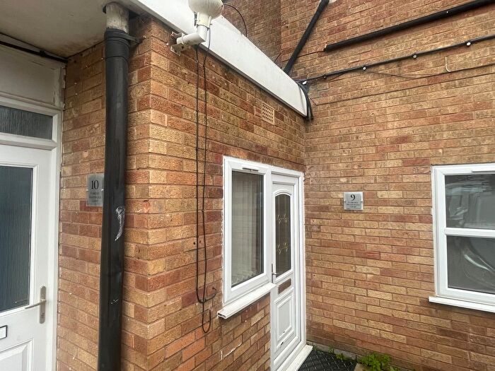 1 Bedroom Flat To Rent In Athol Road, Walsgrave, Coventry, CV2