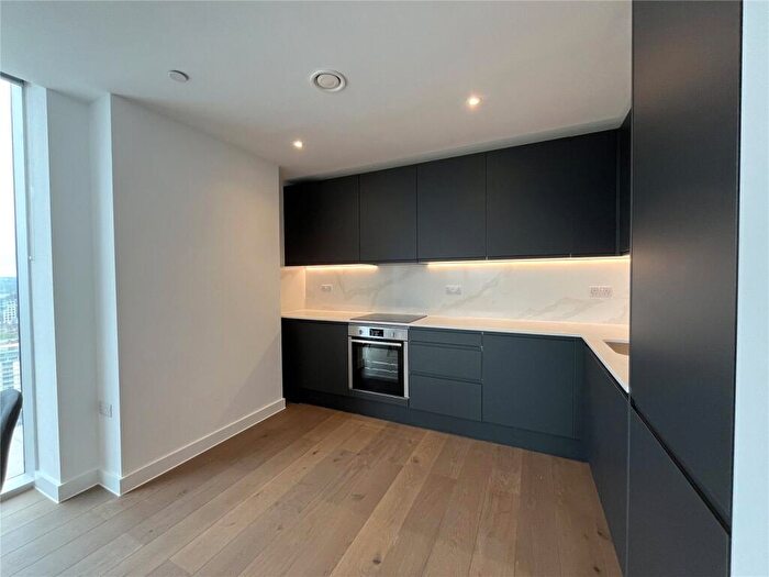 2 Bedroom Apartment To Rent In Great Bridgewater Street, Manchester, M1