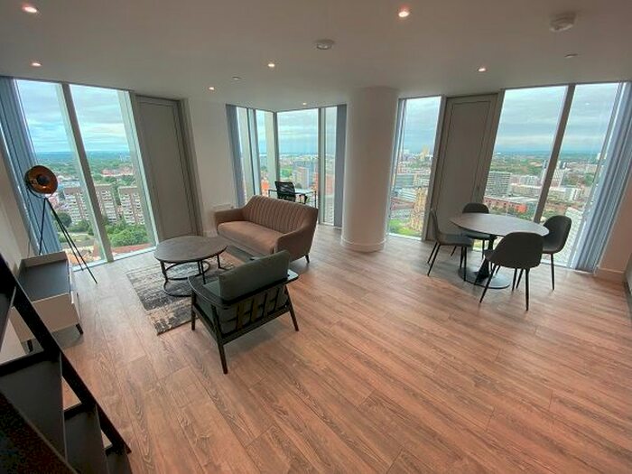 2 Bedroom Flat To Rent In Silvercroft Street, Manchester, M15