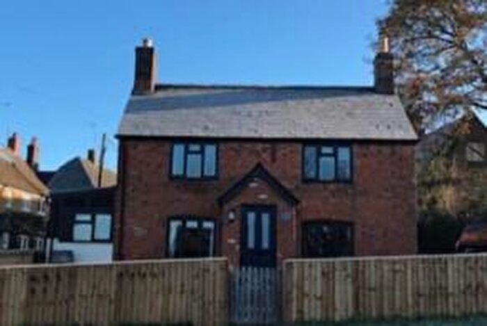 3 Bedroom Cottage To Rent In Island Cottage, Church Road, Upper Boddington, West Northamptonshire, NN11