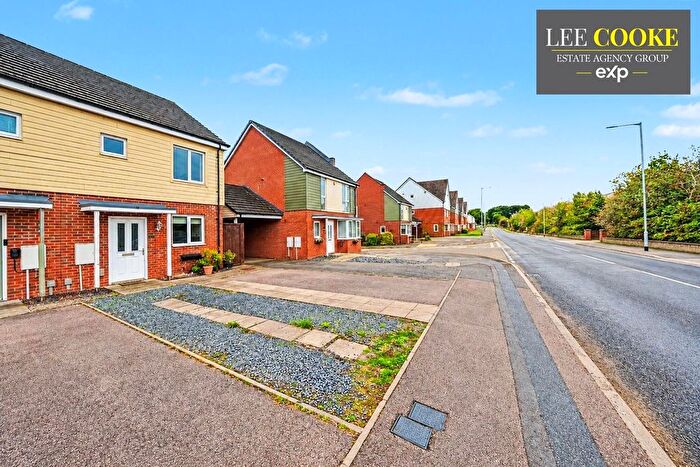 2 Bedroom End Terrace House For Sale In Lime Pit Lane, West Chadsmoor, Cannock, WS11