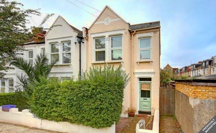 2 Bedroom Terraced House To Rent In Havelock Road, London, SW19