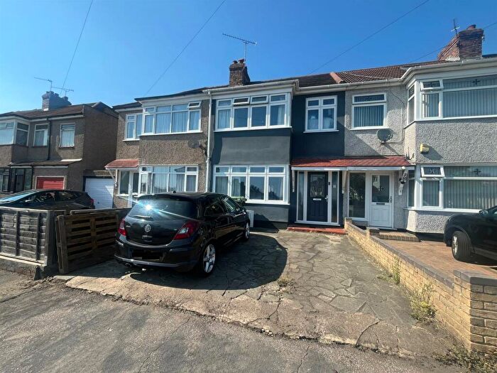 3 Bedroom Terraced House To Rent In Hulse Avenue, Romford, RM7