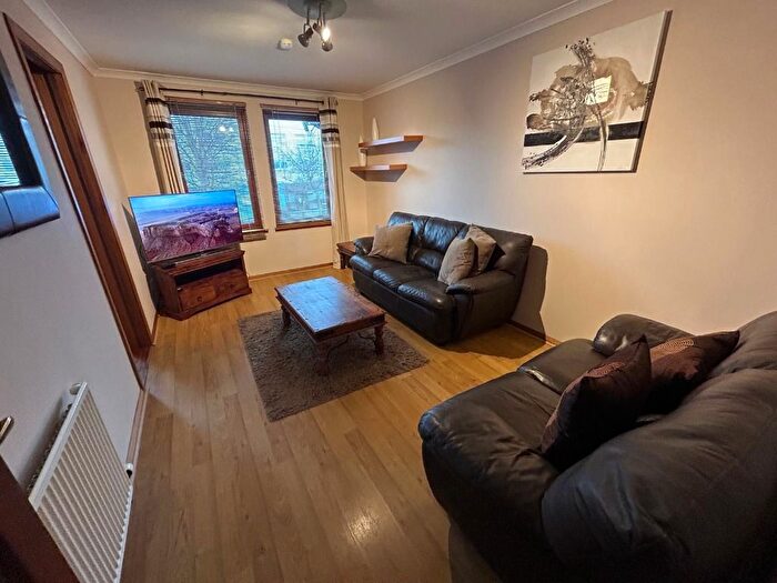 2 Bedroom Flat To Rent In Gairn Mews, City Centre, Aberdeen, AB10