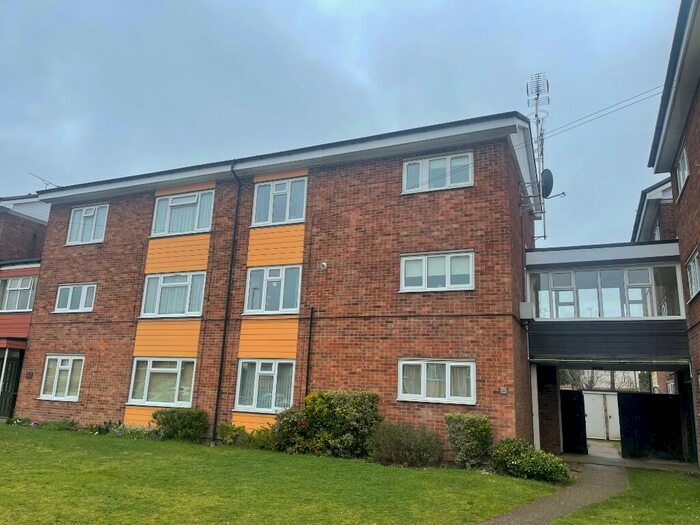 1 Bedroom Ground Flat To Rent In Heath View, IP5