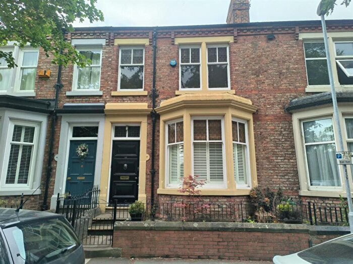 4 Bedroom Terraced House To Rent In Greenbank Road, Darlington, DL3