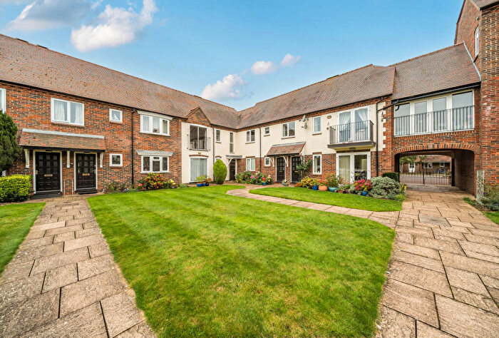 2 Bedroom Apartment For Sale In West Quay, Abingdon, Oxfordshire, OX14