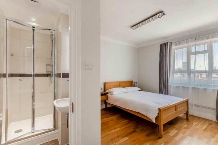 2 Bedroom Flat To Rent In Gloucester Place, Marylebone, London, NW1