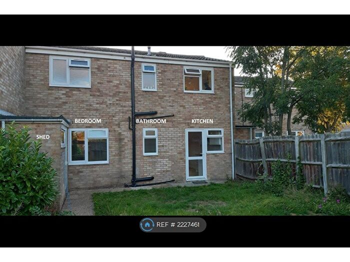 2 Bedroom Maisonette To Rent In Chester Road, Stevenage, SG1