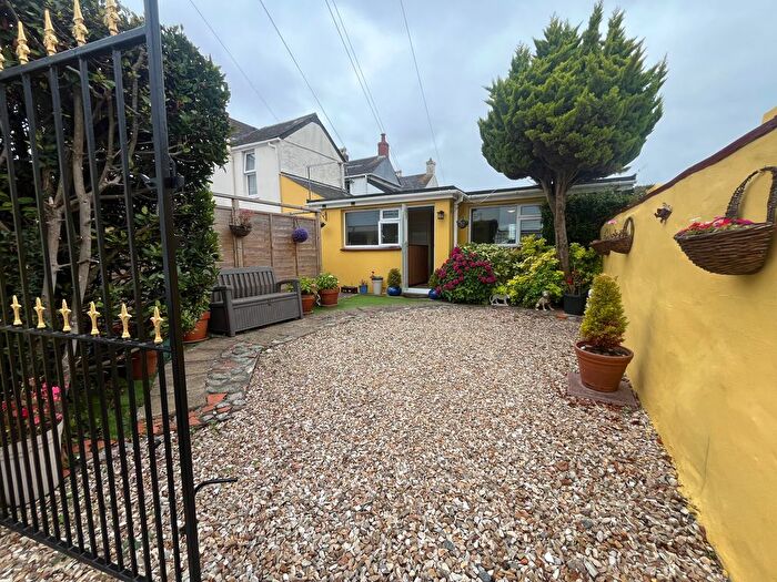 1 Bedroom Bungalow For Sale In Marlborough Road, Falmouth, TR11