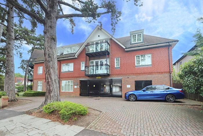 2 Bedroom Flat For Sale In Marsh Point, Marsh Road, Pinner, HA5