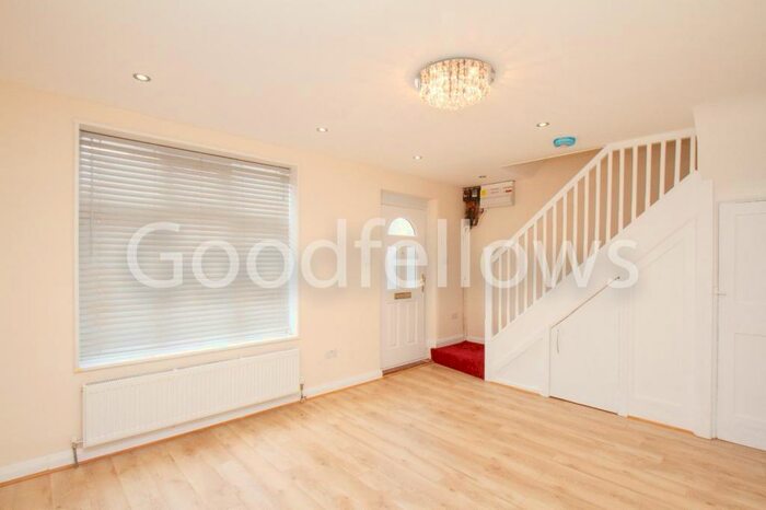 Property To Rent In Welhouse Road, Carshalton, Surrey, SM5