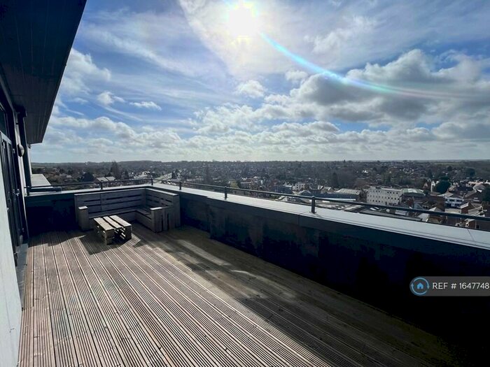 2 Bedroom Flat To Rent In New Street, Oadby, Leicester, LE2