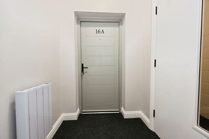 1 Bedroom Flat For Sale In Vicar Street, Weavers Wharf Centre, Kidderminster, DY10