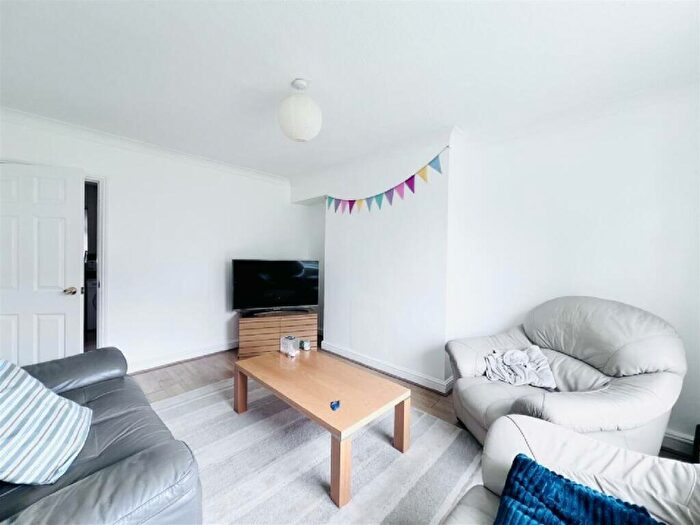 2 Bedroom House To Rent In Abbey Bridge, Lenton, Nottingham, Nottinghamshire, NG7