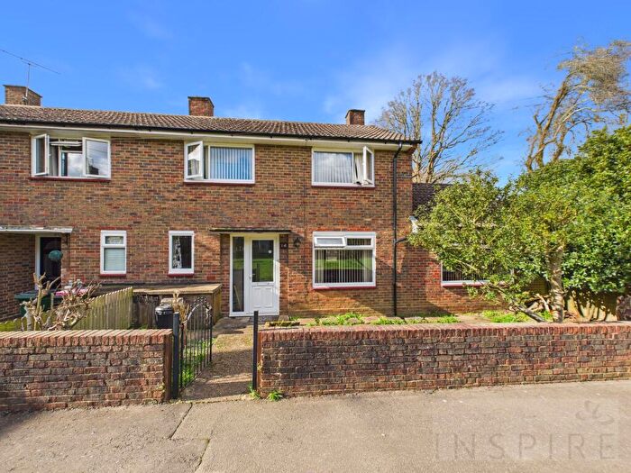 4 Bedroom Semi-Detached House For Sale In Lewes Close, Crawley, RH10