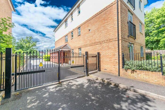 1 Bedroom Flat To Rent In Harrow View, Harrow, HA2