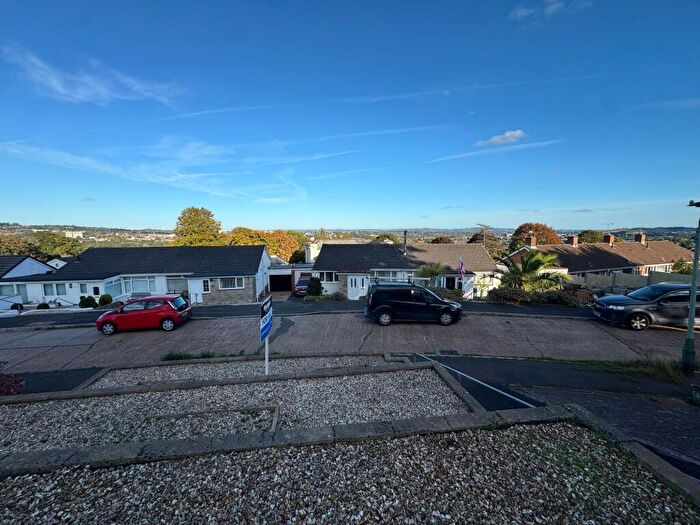 2 Bedroom Semi-Detached Bungalow For Sale In High Meadows, Exeter, EX4
