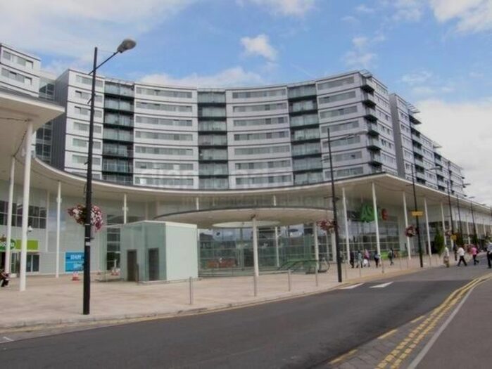 2 Bedroom Flat To Rent In Prince Regent Road, Hounslow, TW3