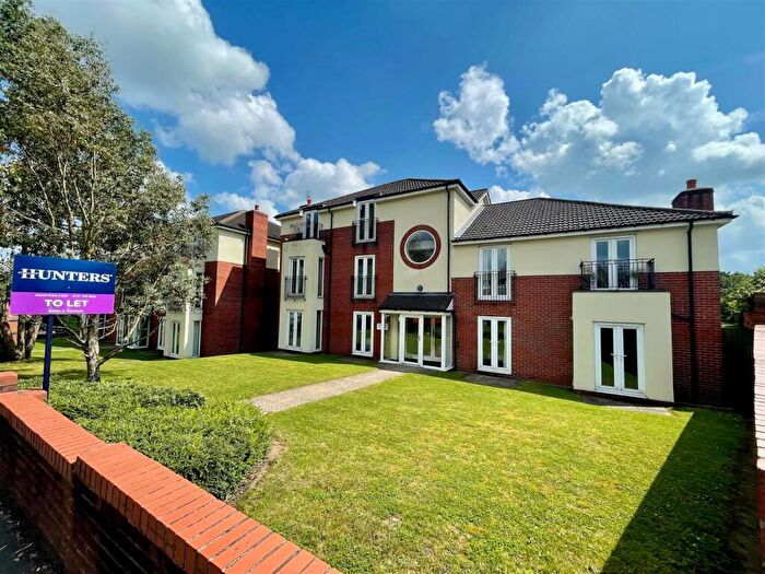 2 Bedroom Apartment To Rent In High Street, Shirley, Solihull, B90